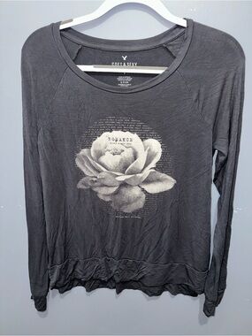 American Eagle Soft & Sexy Romance Top - S